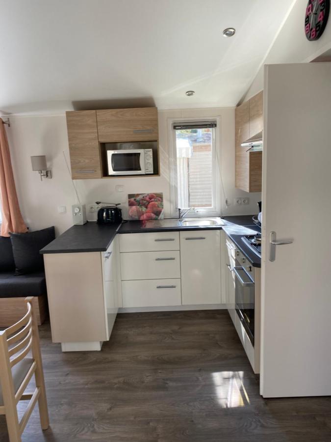 Mobil-Home 4 6 Personnes 2 Chambres Camping Le Bois Dormant Saint-Jean-de-Monts Zewnętrze zdjęcie