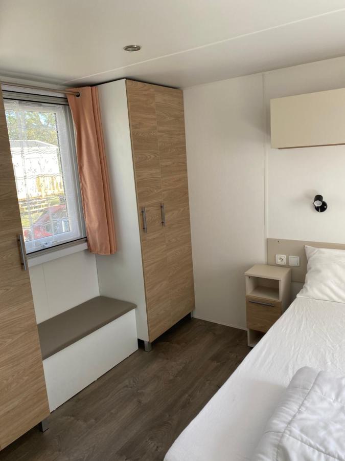 Mobil-Home 4 6 Personnes 2 Chambres Camping Le Bois Dormant Saint-Jean-de-Monts Zewnętrze zdjęcie